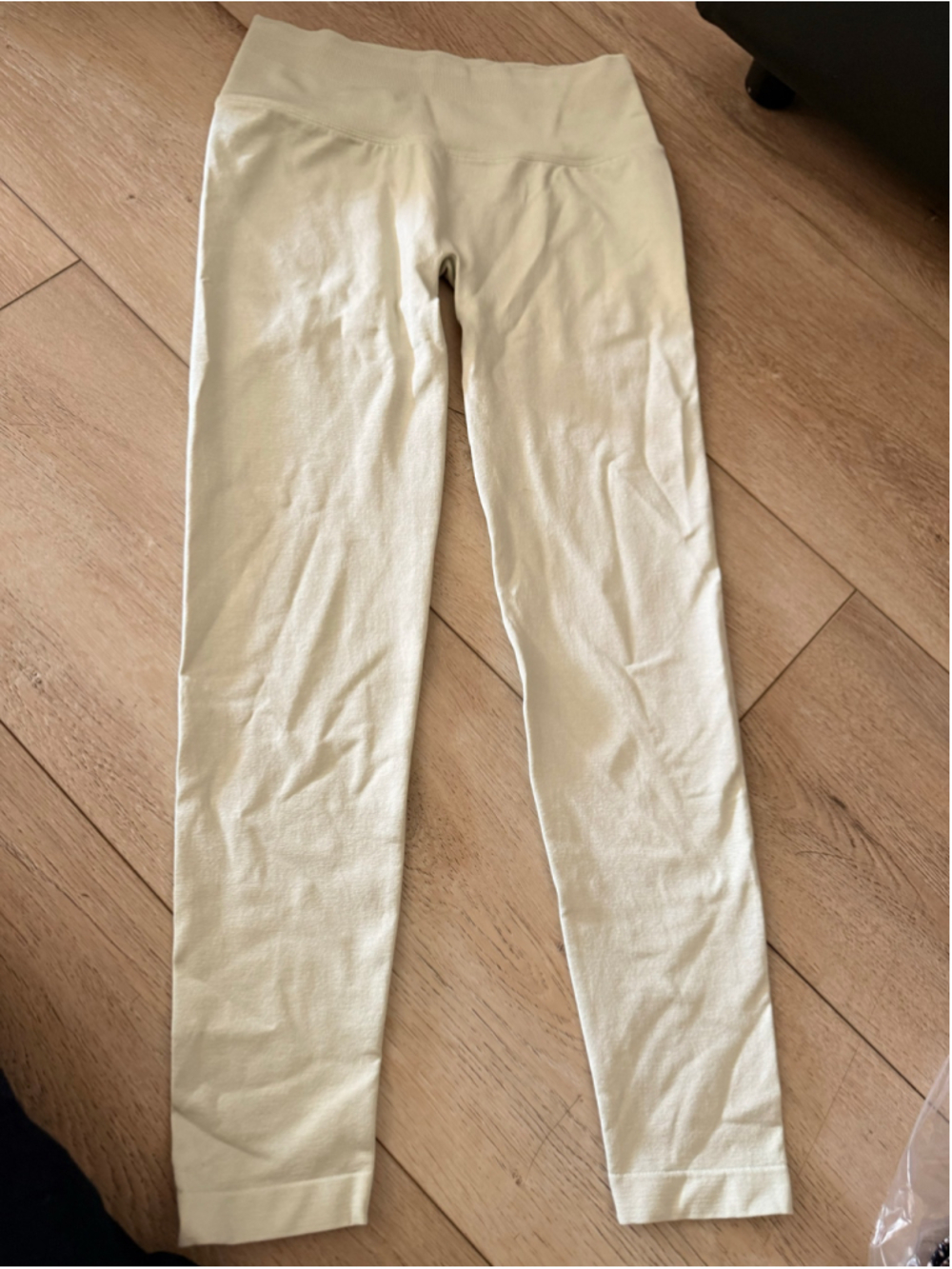Women's BUFFBUNNY Seamless Leggings Size M Beige